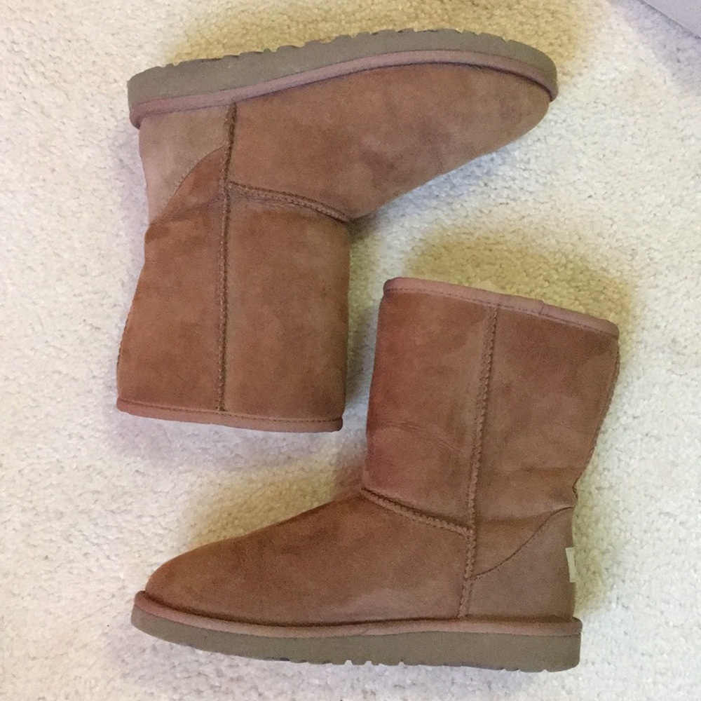 UGG boots chestnut kids size 4 - women’s size 6